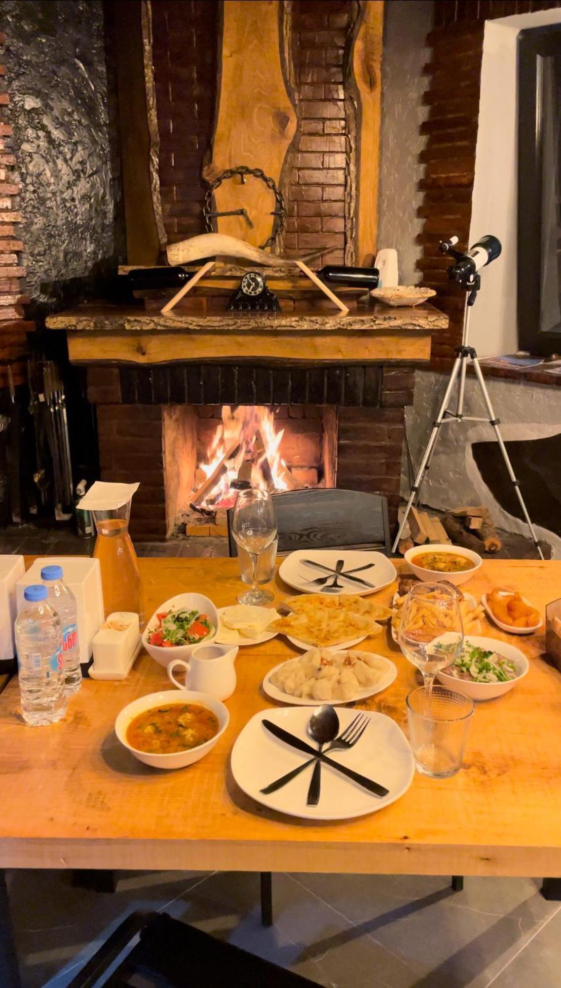 Hotel Hobbiton Near Vardzia Caves T'mogvi Zewnętrze zdjęcie