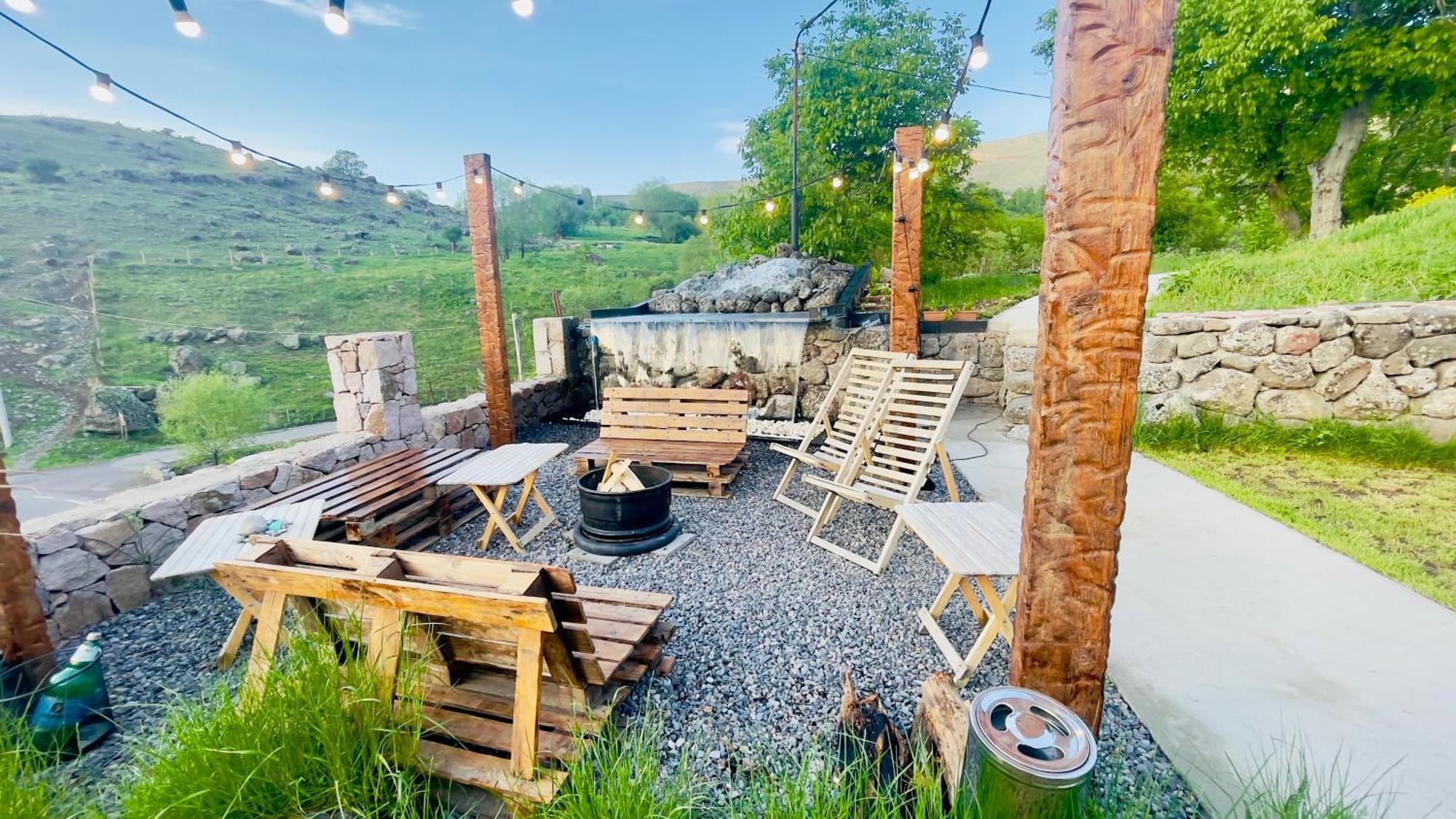 Hotel Hobbiton Near Vardzia Caves T'mogvi Zewnętrze zdjęcie
