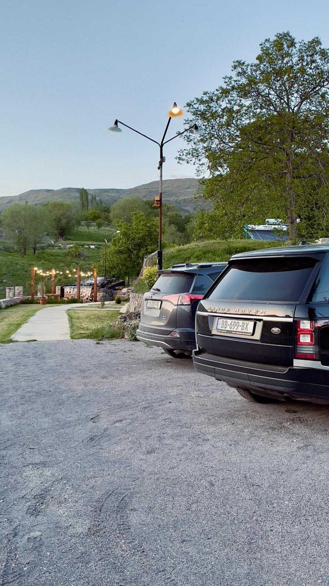 Hotel Hobbiton Near Vardzia Caves T'mogvi Zewnętrze zdjęcie