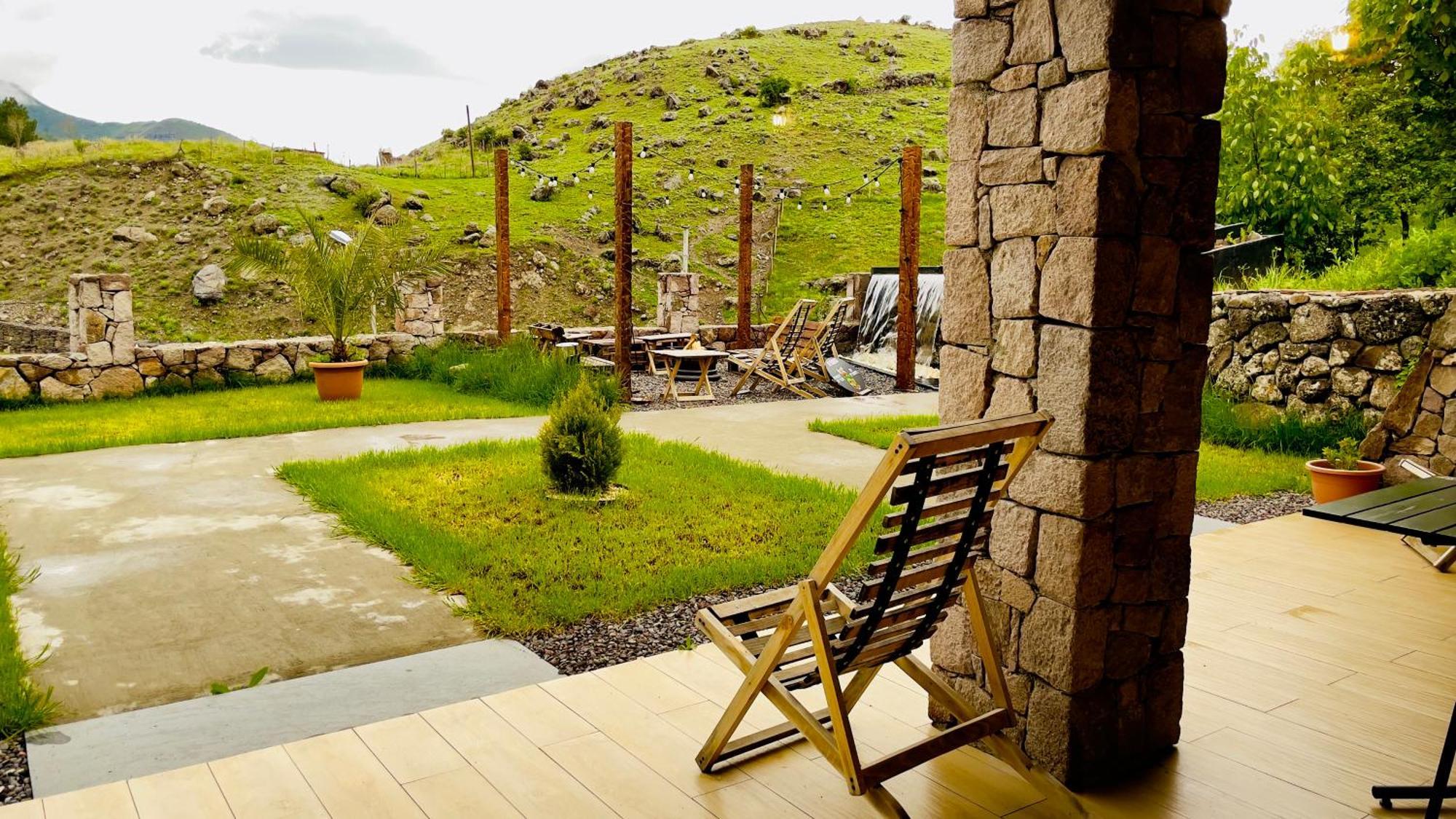 Hotel Hobbiton Near Vardzia Caves T'mogvi Zewnętrze zdjęcie