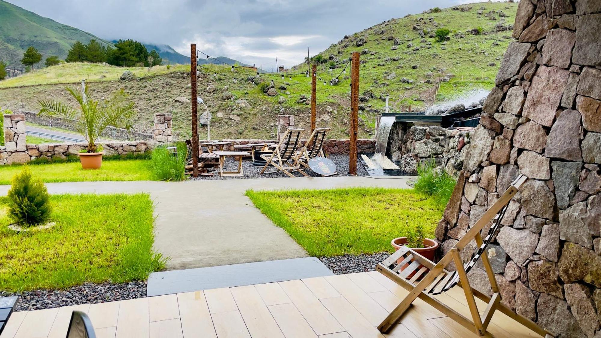 Hotel Hobbiton Near Vardzia Caves T'mogvi Zewnętrze zdjęcie